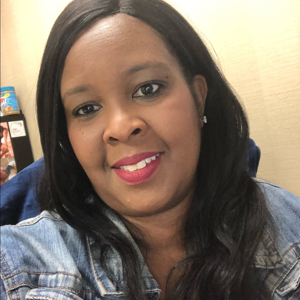 Meet your Posher, Eitra